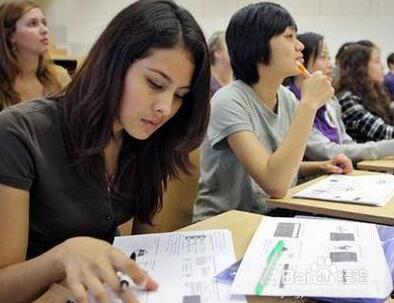 娱乐吃瓜酱留学生